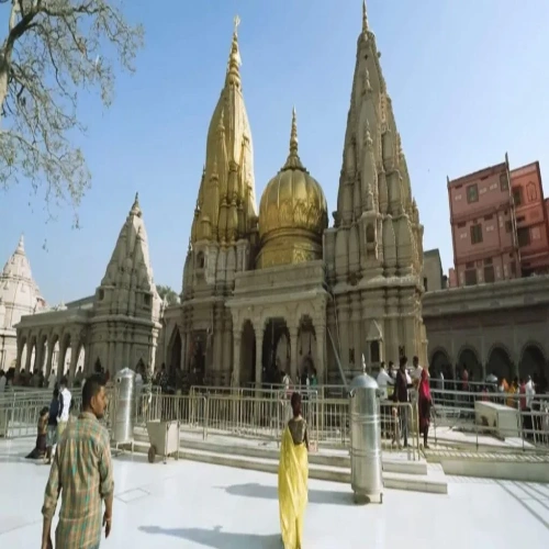 Devotees visiting temples during Shravan month