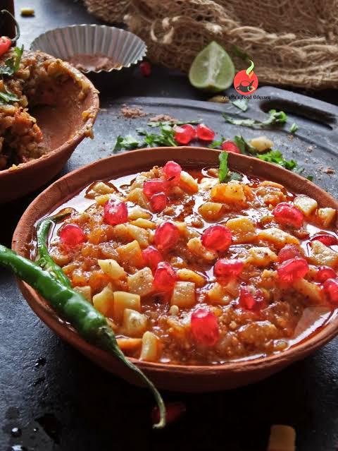 Banarasi tomato chaat