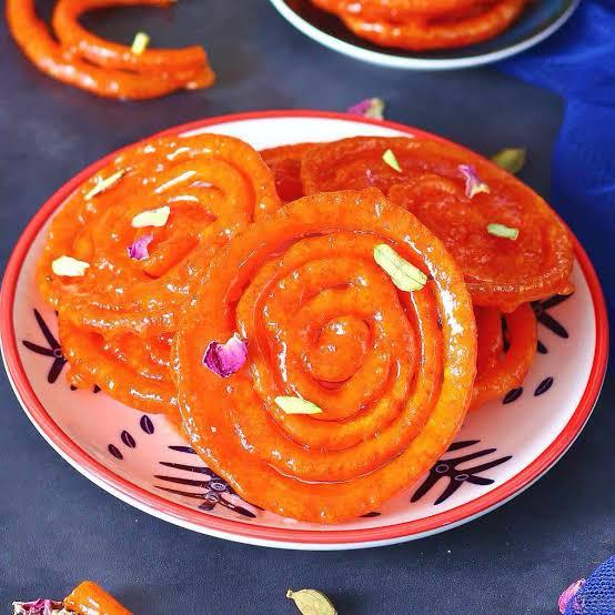 Hot crispy jalebis