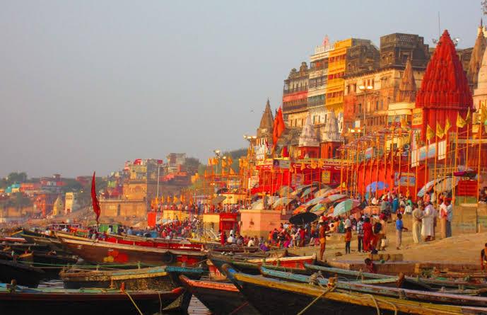 Dashashwamedh Ghat at evening Aarti